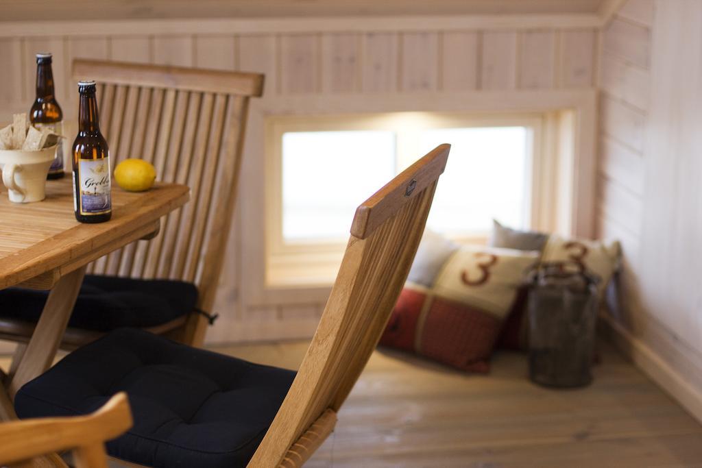Everts Sjoebods Bed & Breakfast Grebbestad Szoba fotó